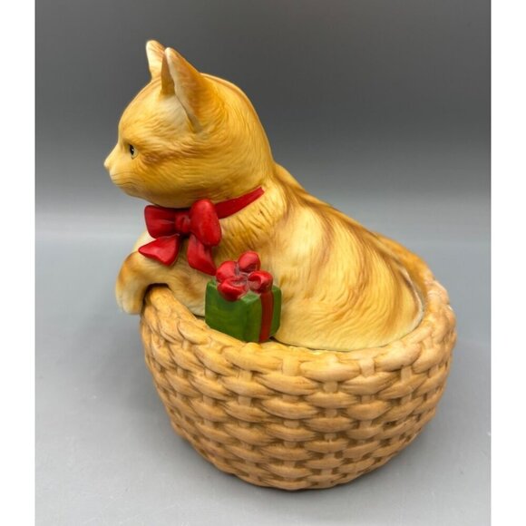 Vtg Schmid Music Box Cat In Basket Music Box Figurine 1983 Gordon Fraser Christm - Picture 4 of 7
